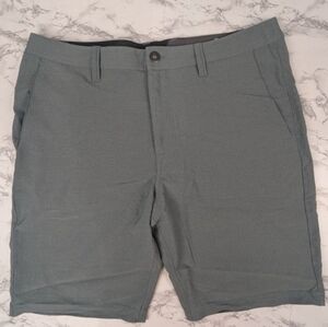Volcom Size 36 Surf & Turf 2-Way Stretch Shorts Pinstripe Sage Green